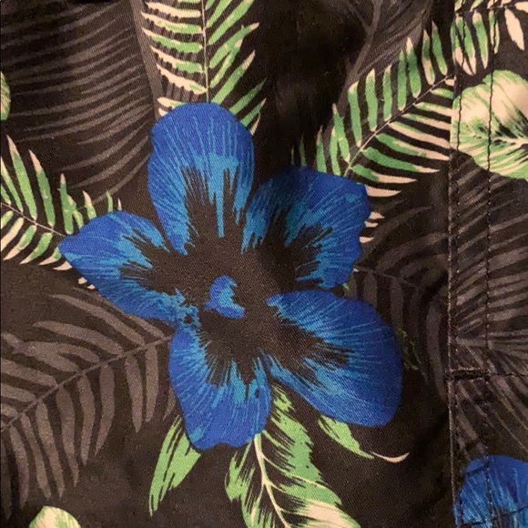 Youth boys swim trunks - Picture 3 of 3